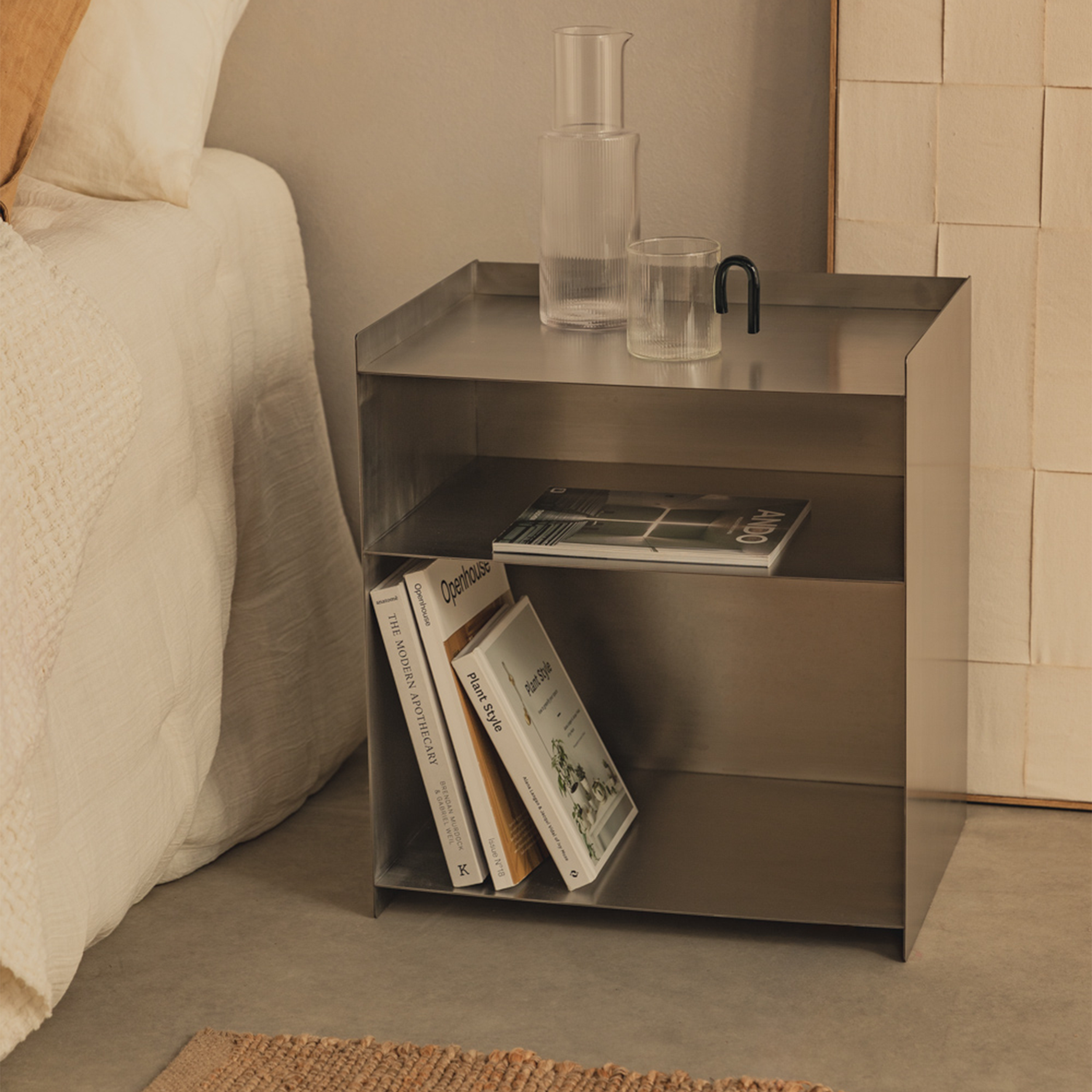 Šoninis staliukas Olivia