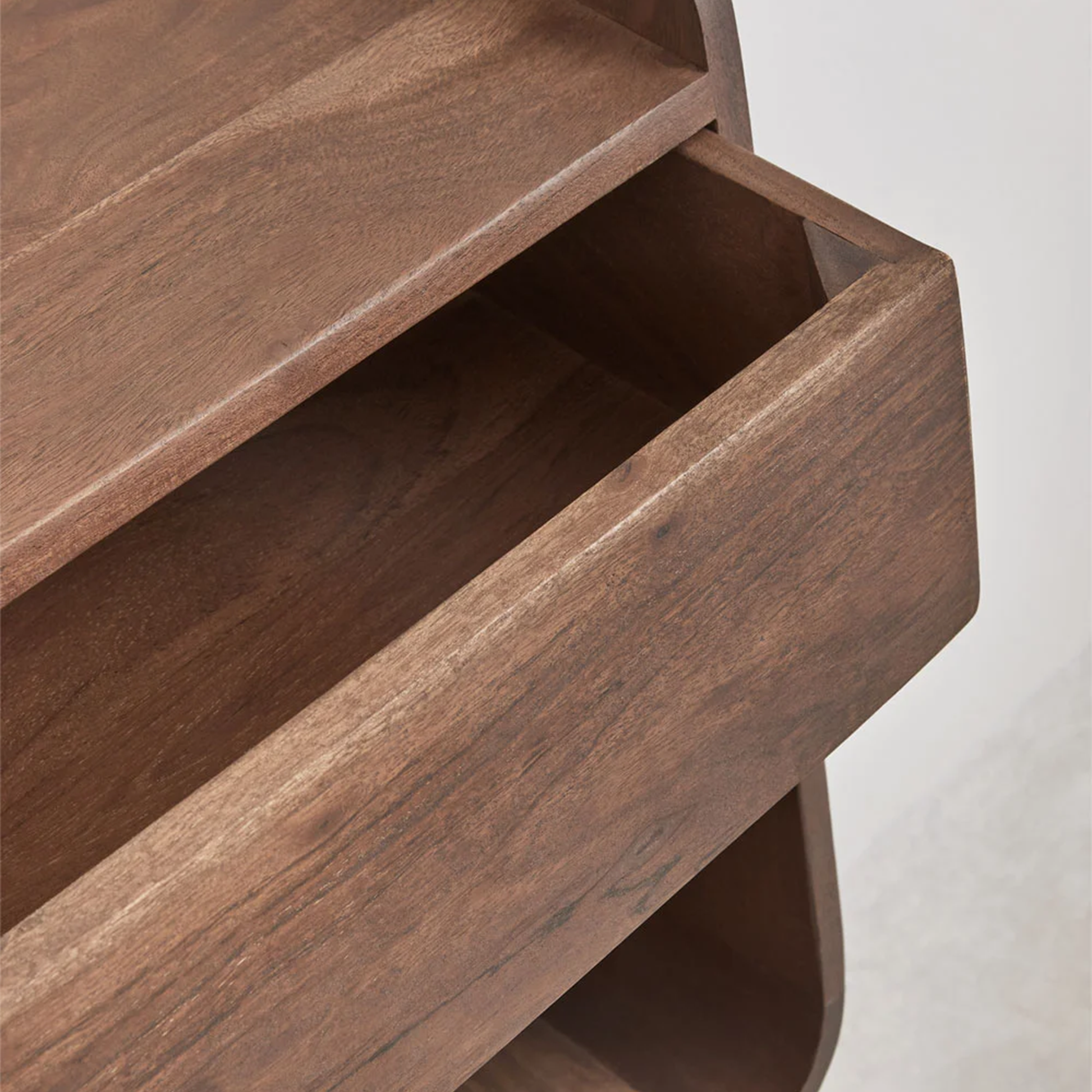 MALIA naktinis staliukas