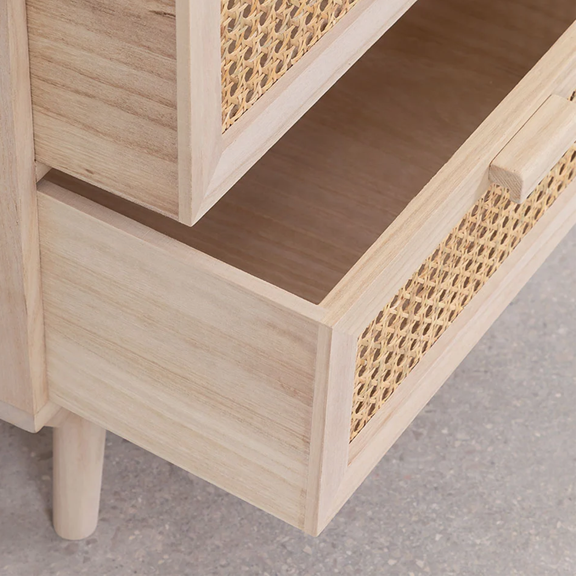 ROLIK naktinis staliukas