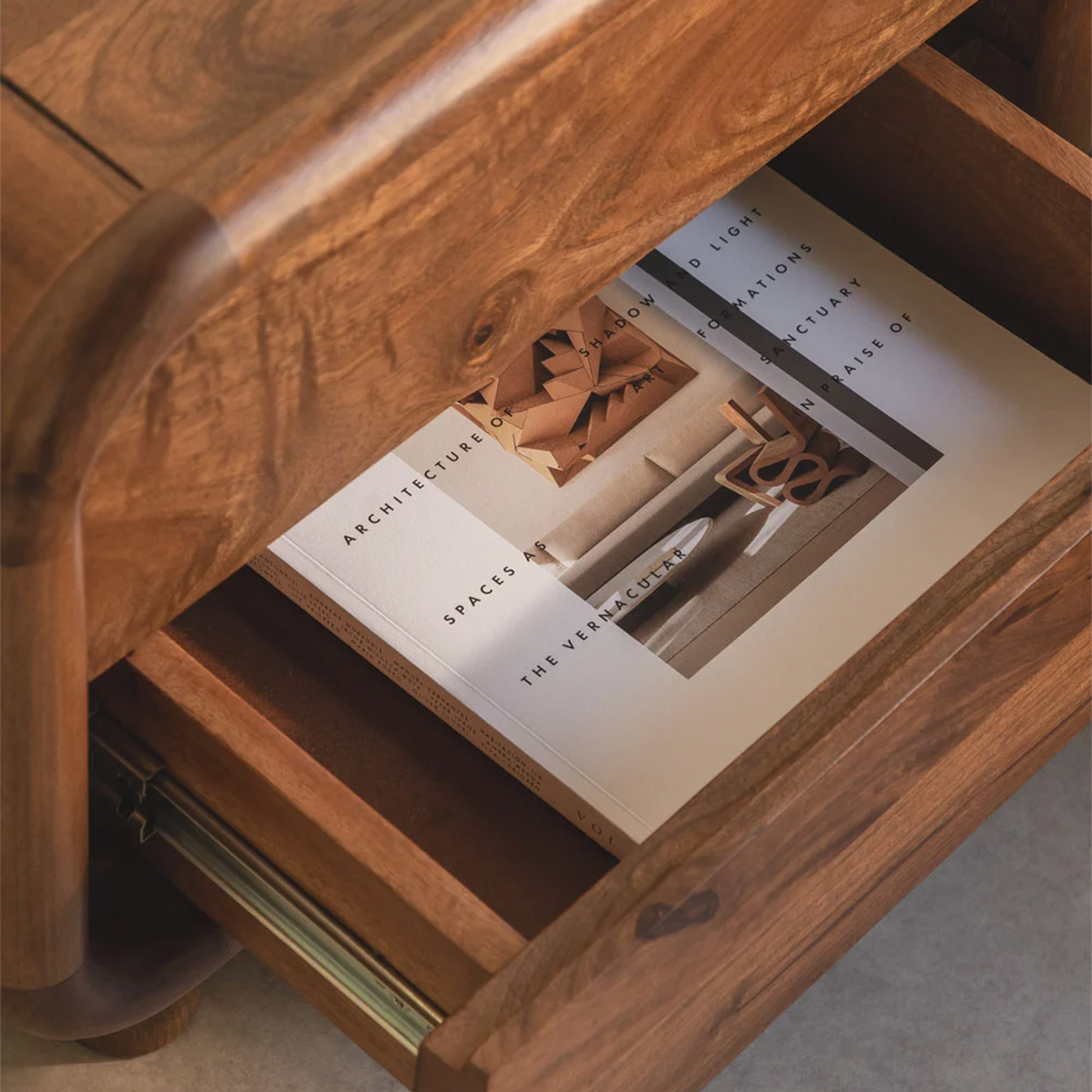 KIKI naktinis staliukas