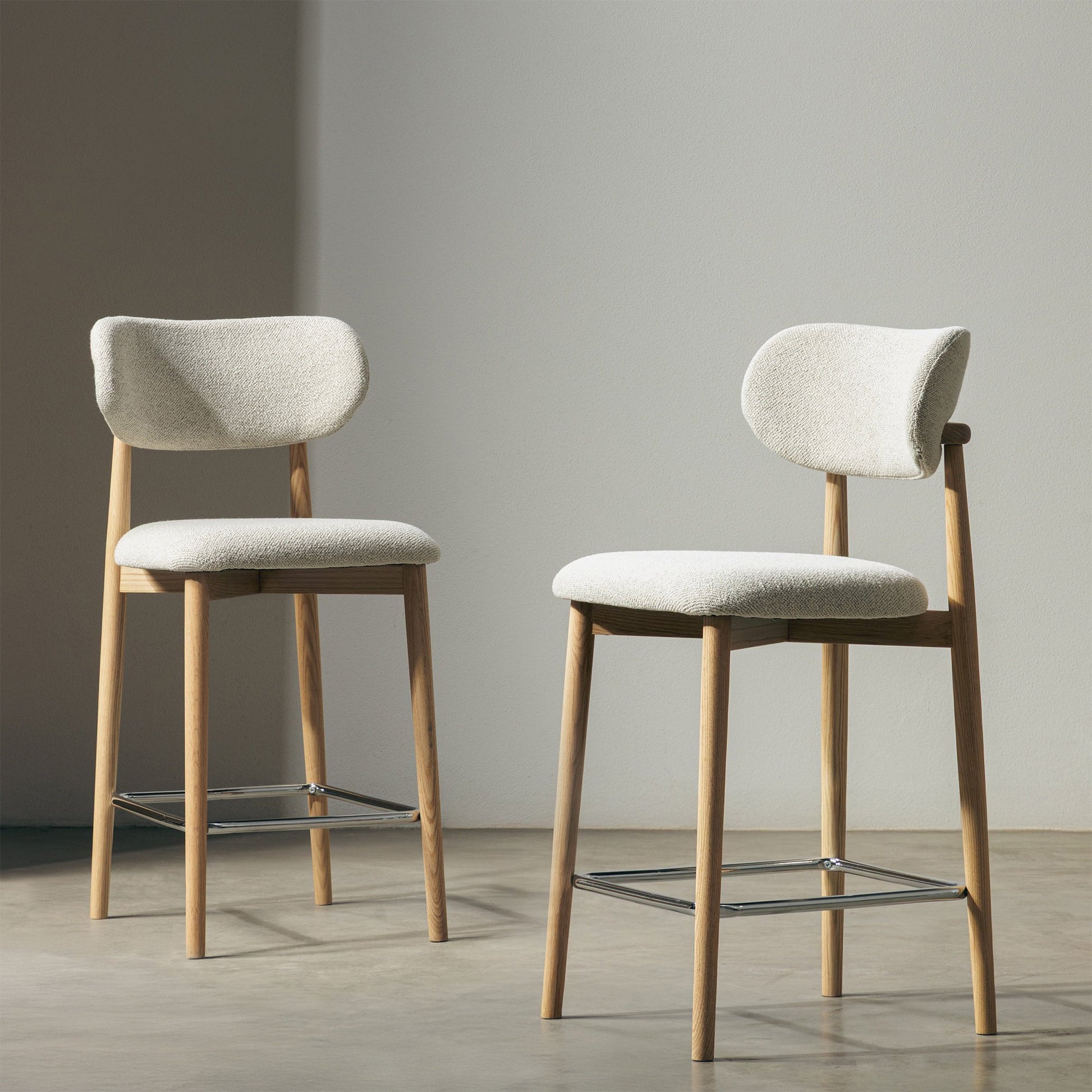 Pusbario kėdė FILA