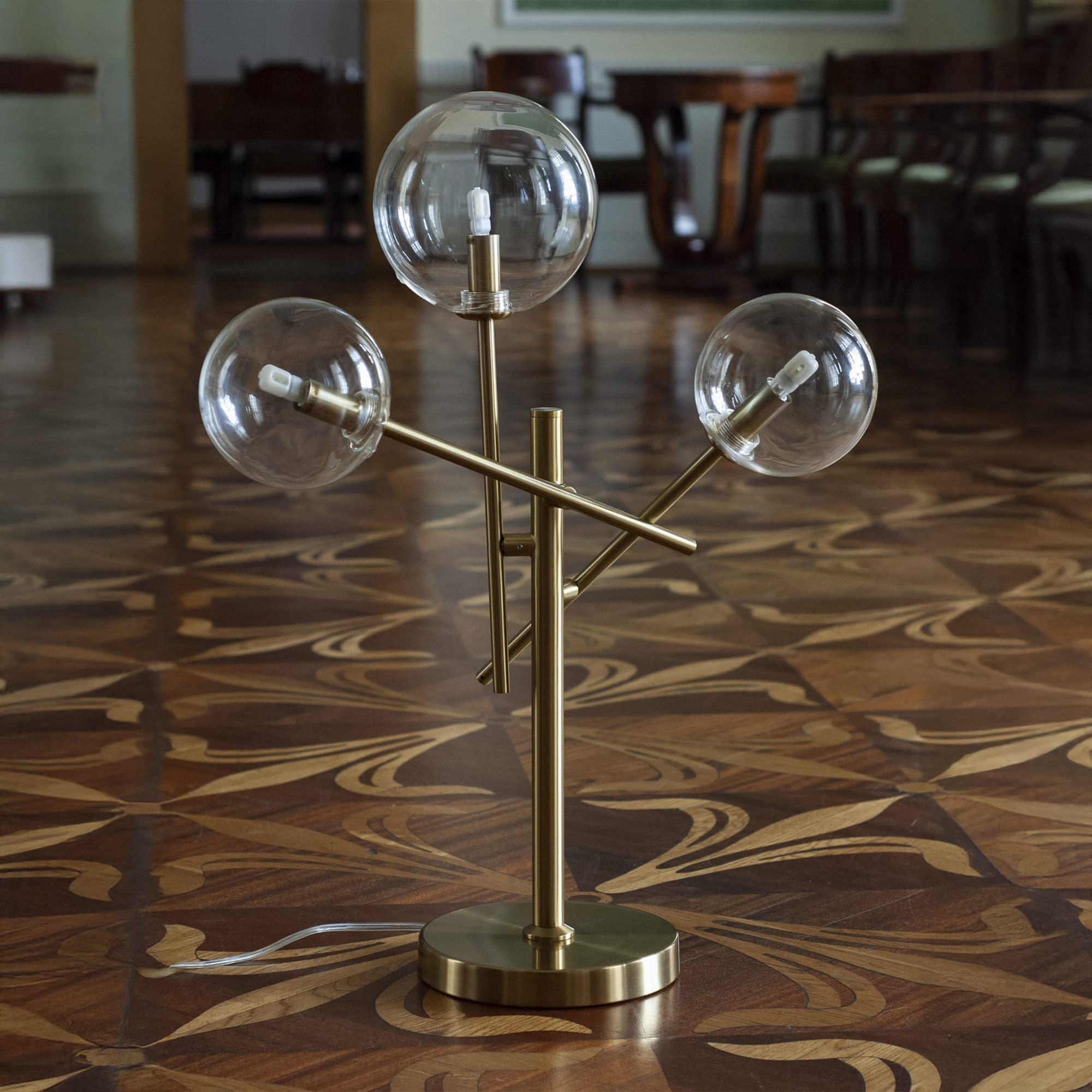 MAXLIGHT LOLLIPOP stalinis šviestuvas