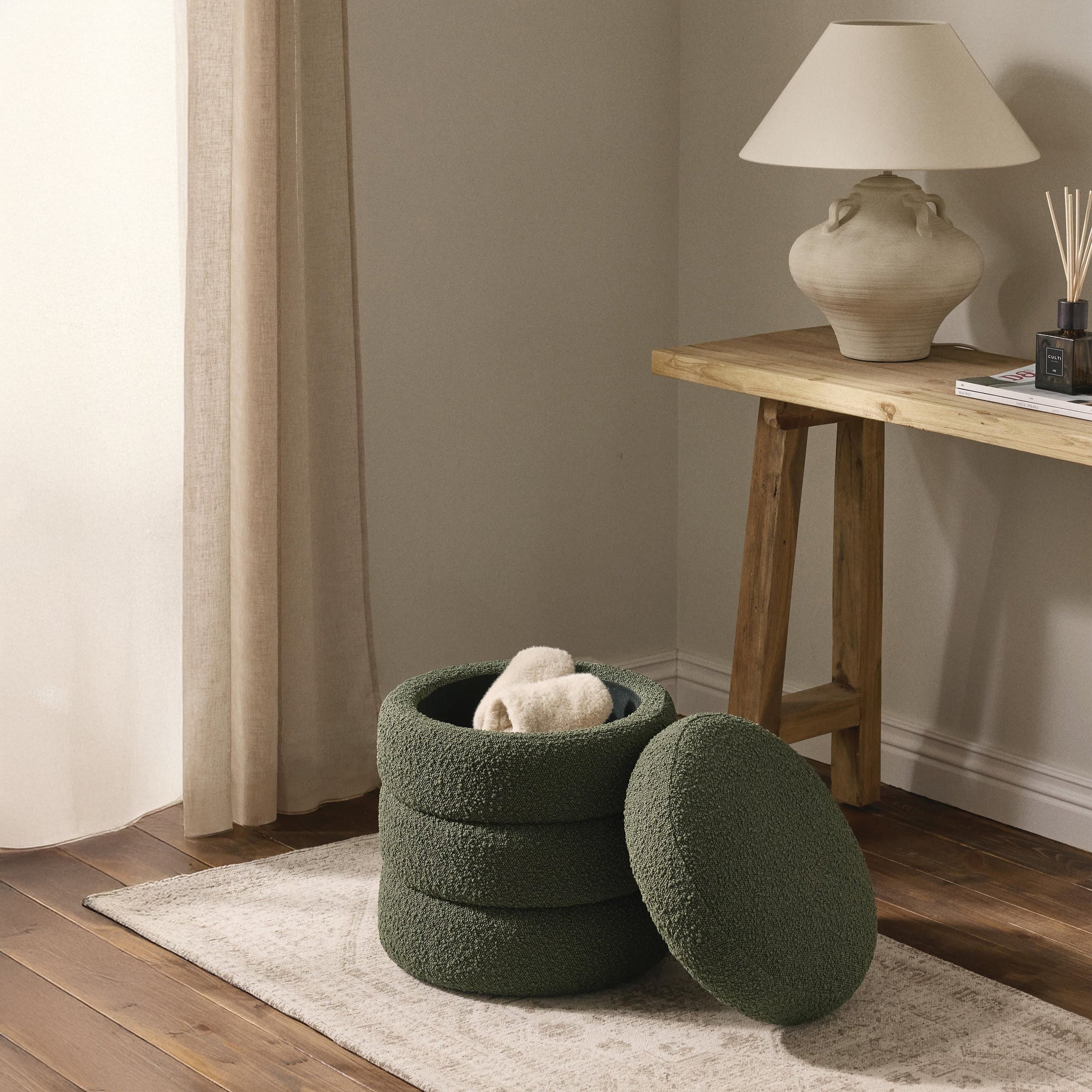 Pufas MALO su daiktadėže