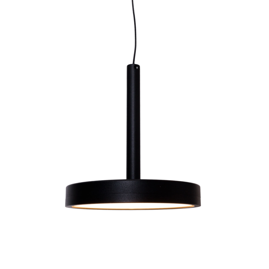 MAXLIGHT IBIZA I P0528 pakabinamas juodas LED šviestuvas – cilindro formos minimalistinis šviestuvas virtuvei ar barui