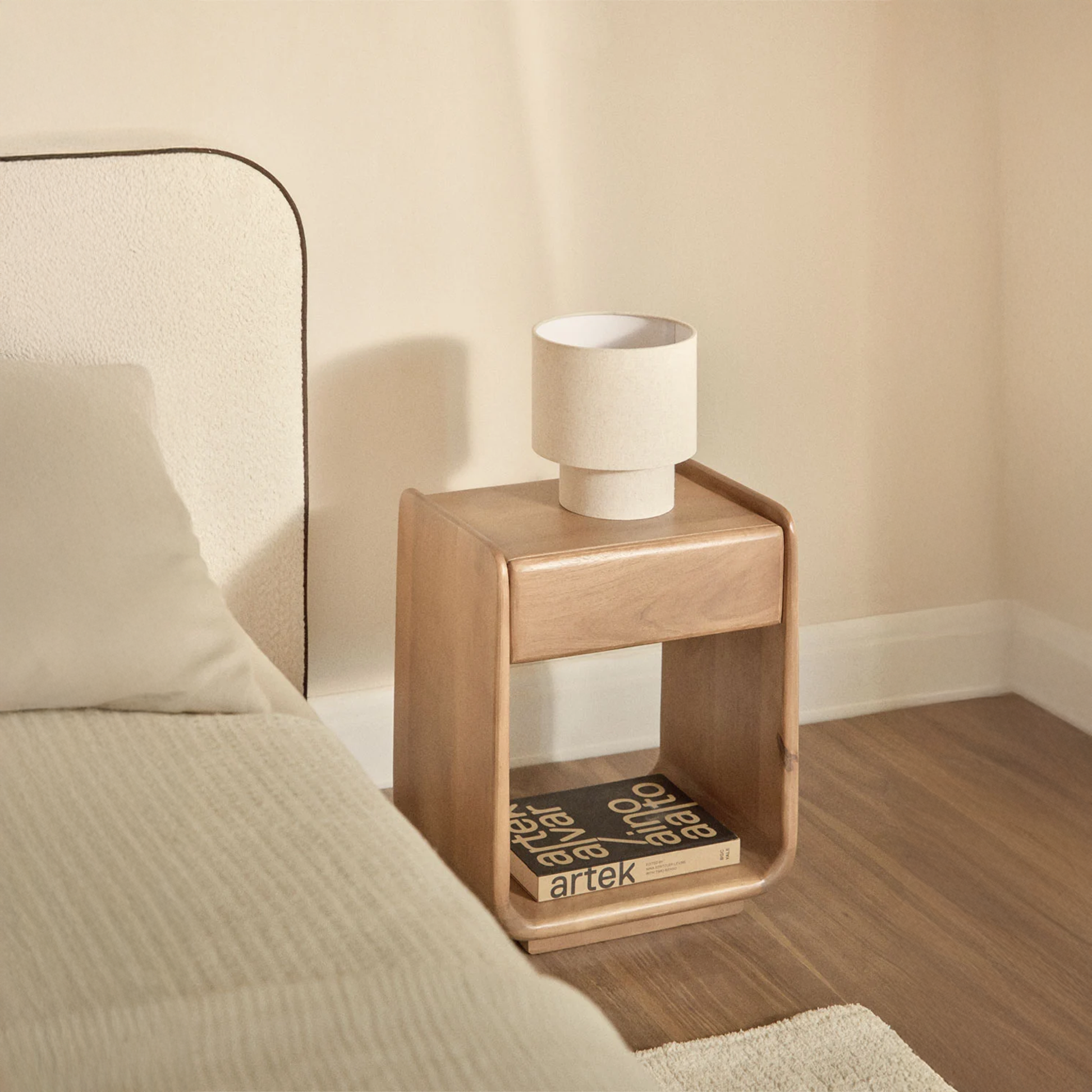 TENSI naktinis staliukas