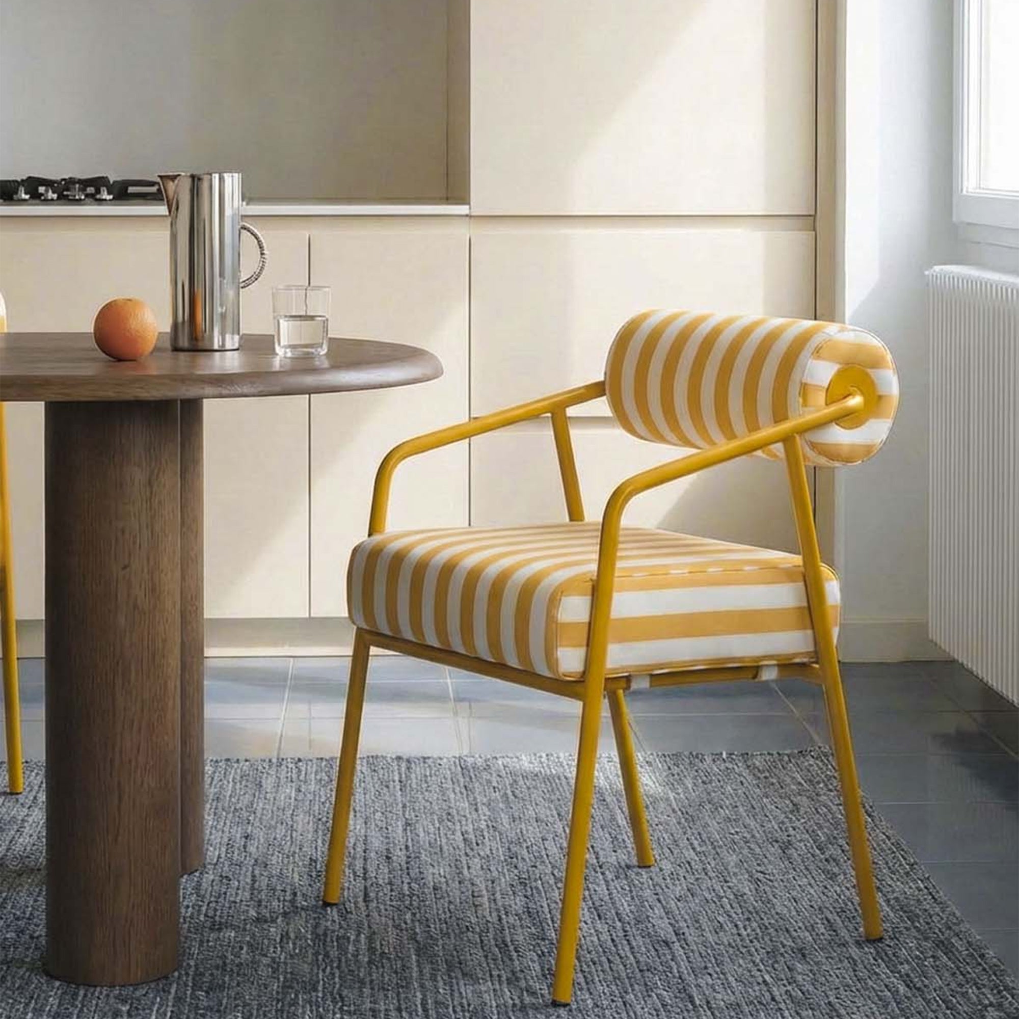 Kėdė OFF
