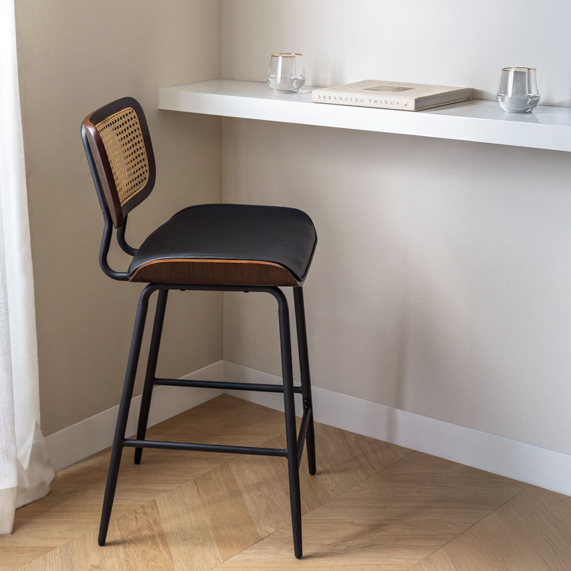 Baro | Pusbario kėdė RAYNA