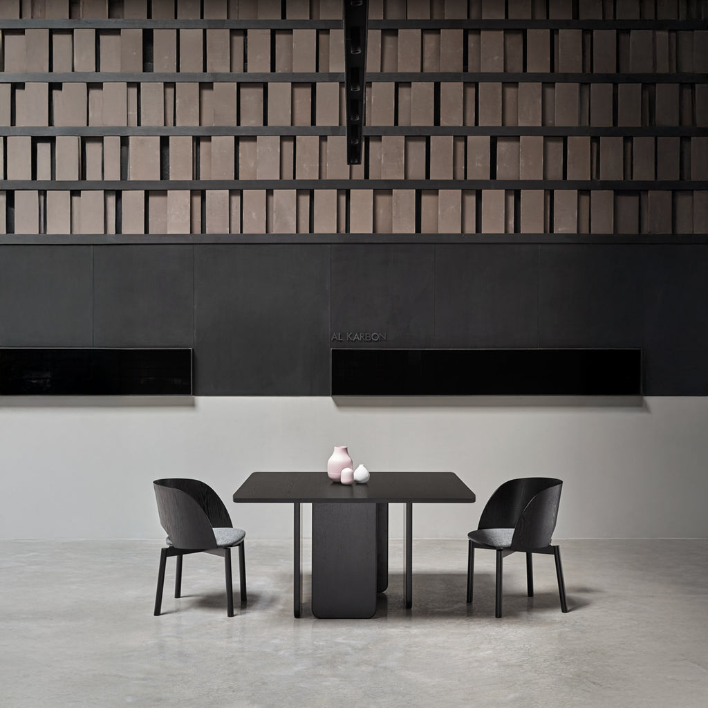 Stalas ARQ 137 × 137 cm